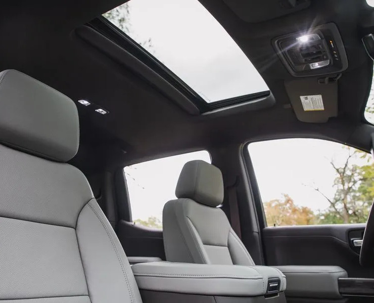 Chevrolet Silverado sunroof